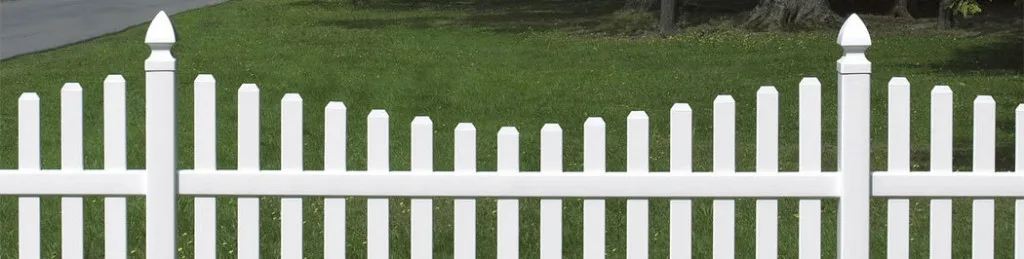 Residential Vinyl PVC Fencing